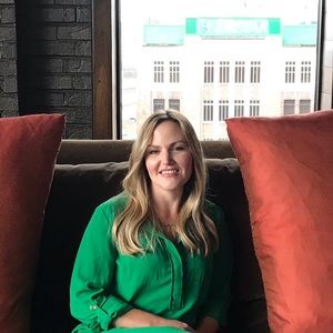 Meet your Posher, Melissa